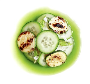 Çiğ Karidesler ve Salatalık